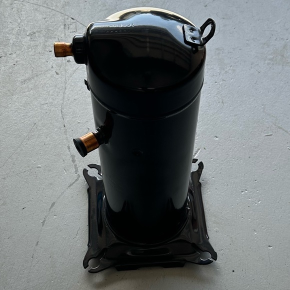 Copeland Scroll Compressor, Model Number: ZR18K5E-PFV-800 - Picture 4 of 10